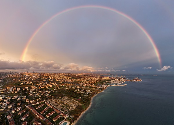 İstanbul’da gökkuşağı! O anlar kaydedild