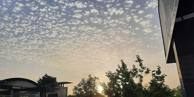 İstanbul'da gökyüzüne bakan bir daha baktı!