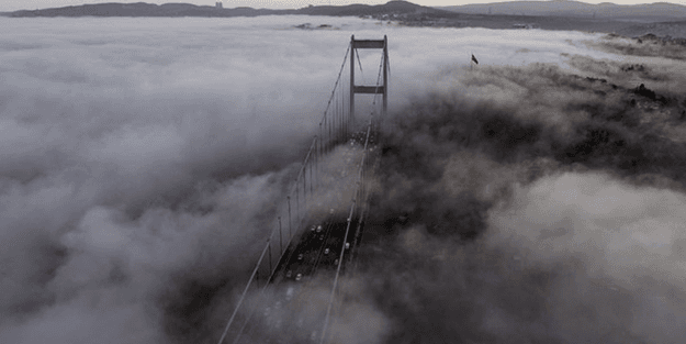 Akciğer ve kalp hastalarına uyarı: İstanbul'da görülen sis tehlikeli olabilir!