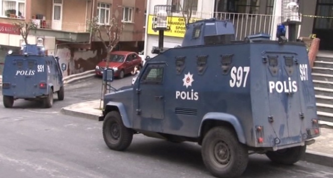 İstanbul’da güpegündüz çifte soygun