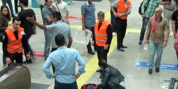 İstanbul'daki metrolarda bomba alarmı!