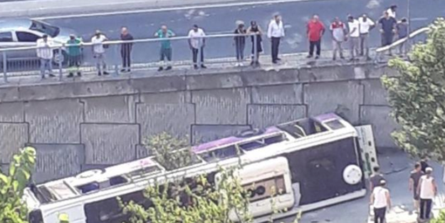 İstanbul Sarıyer'de halk otobüsü devrildi