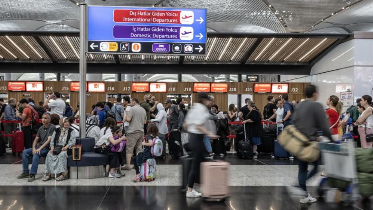 İstanbul'da hava yollarını kullanan yolcu sayısı Türkiye nüfusunu geçti!