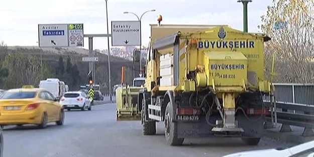 İstanbul'da hazırlıklar başladı, kar küreme araçları...