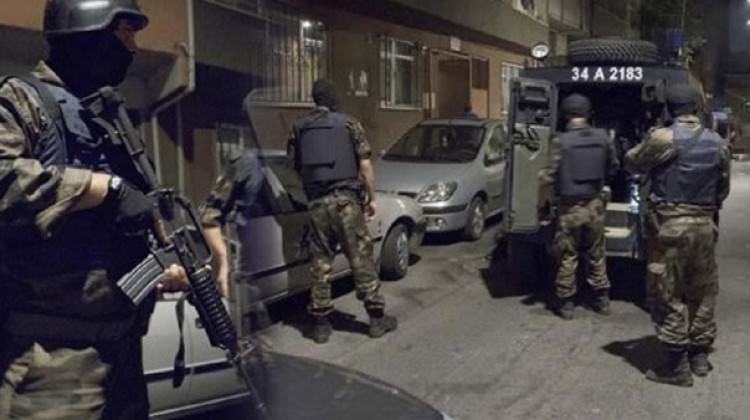 İstanbul'da helikopter destekli operasyon