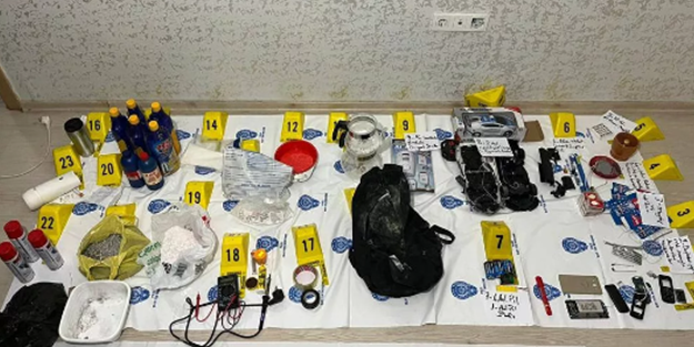 İstanbul'da hücre evine baskın! 3 kişi 6 kilogram bombayla yakalandı