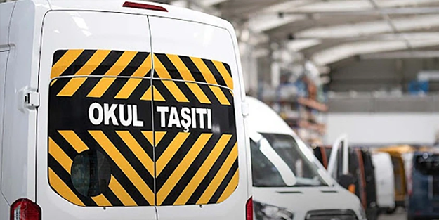 İstanbul'da içinde öğrenci olan servisi kaçırdılar!