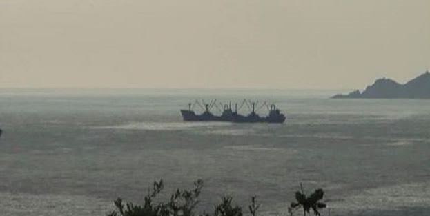 İstanbul'da iki gemi çarpıştı