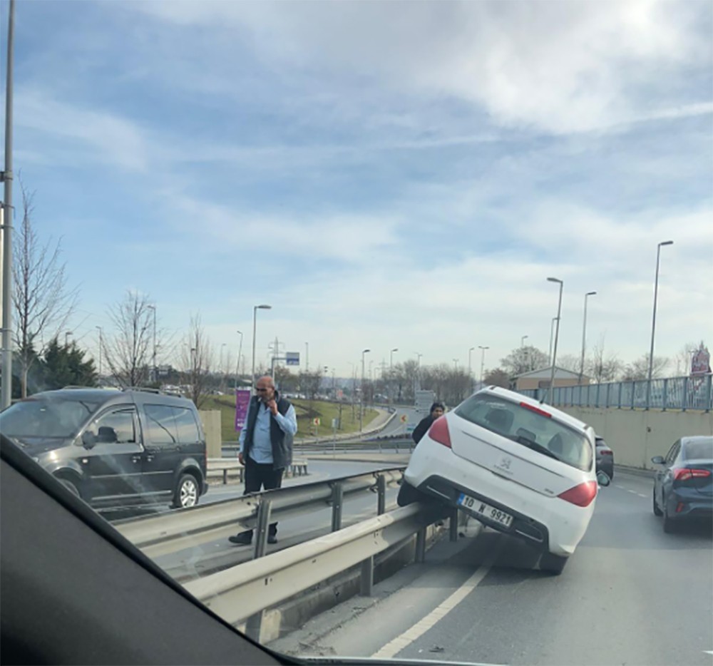 İstanbul’da ilginç kaza 