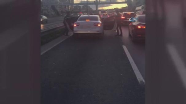 Megakent'te jandarmadan E-5'te nefes kesen uyuşturucu operasyonu