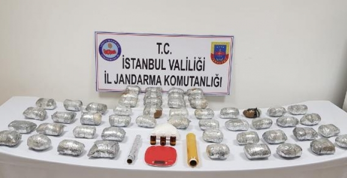 İstanbul'da Jandarmadan uyuşturucu operasyonu: 30 kilo eroin ve kokain ele geçirildi
