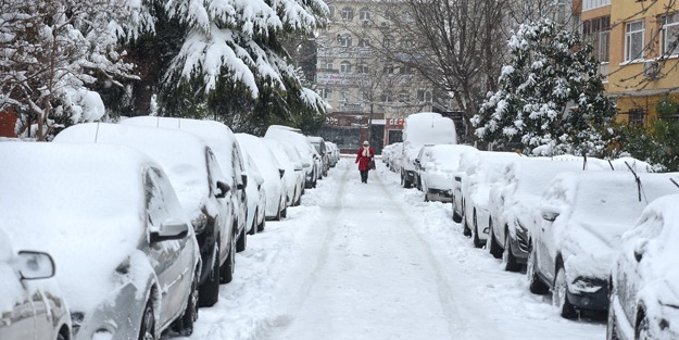 İstanbul’da kar etkisini yitirdi