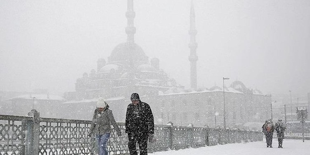 İstanbul'da kar yağışı başladı