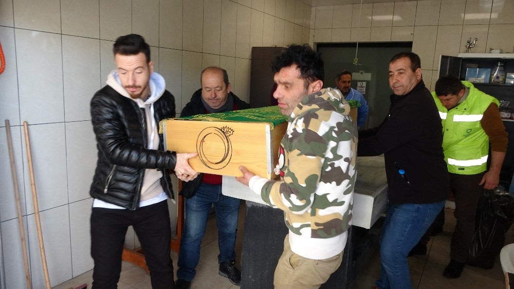 İstanbul’da karışan cenaze bugün defnedildi 