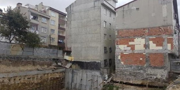 İstanbul'da kırmızı alarm! Bir bina boşaltıldı