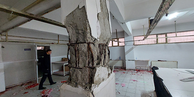 İstanbul'da korku dolu anlar! Binanın kolonları büyük bir gürültüyle patladı