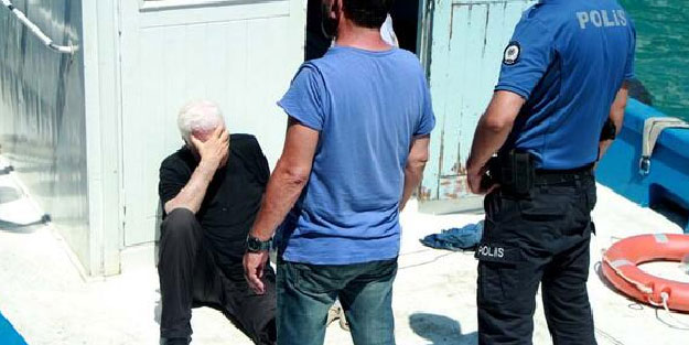 İstanbul'da korku dolu anlar! Bir anda vapurdan denize atladı