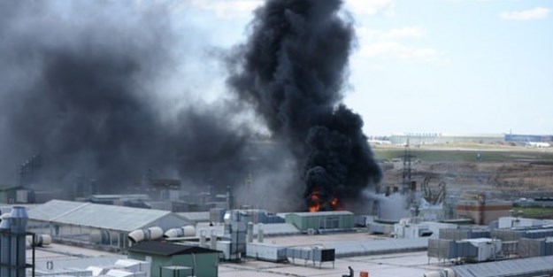 İstanbul'da korkutan yangın!