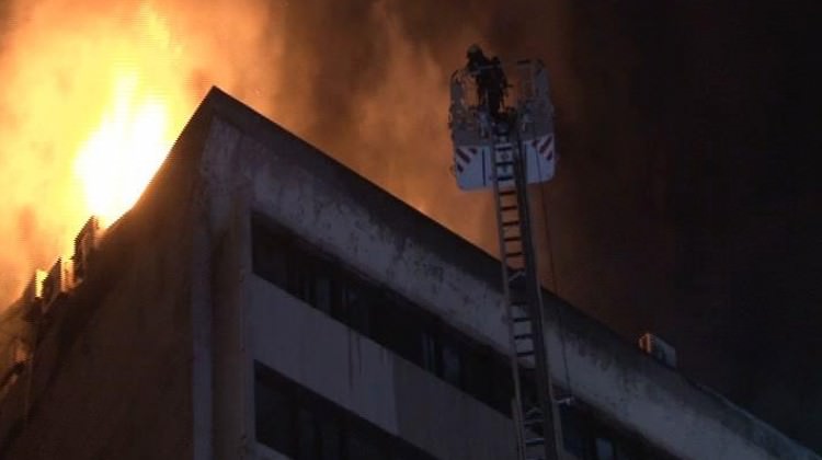 İstanbul'da korkutan yangın