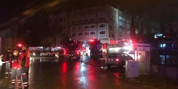 İstanbul'da kozmetik fabrikasında yangın