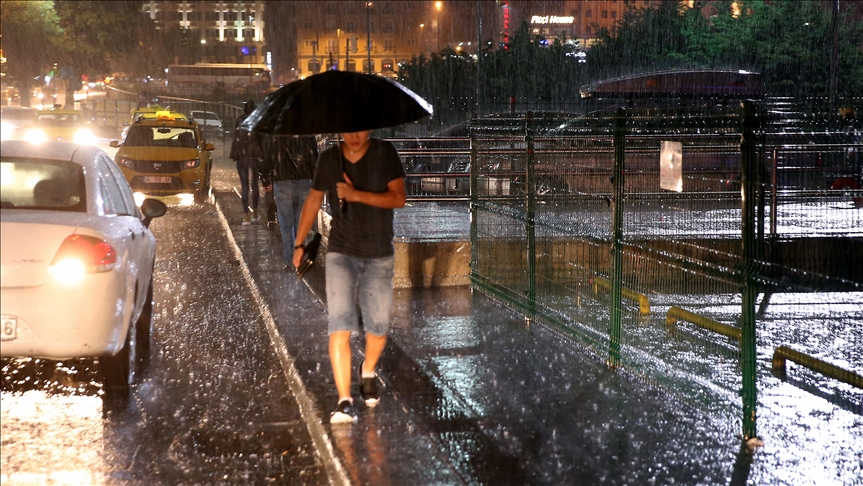 İstanbul'da kuvvetli sağanak etkili oluyor