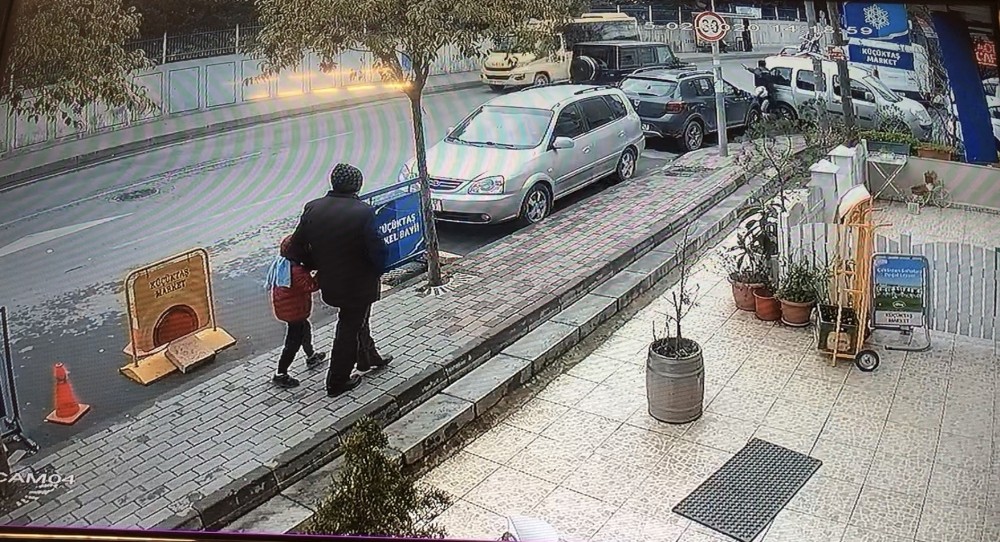 İstanbul’da lüks cipe silahlı saldırı kamerada 
