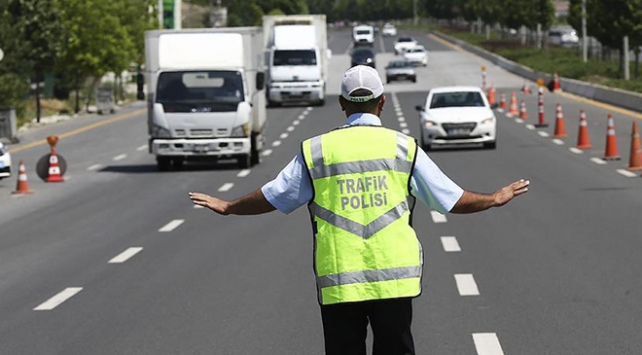 İstanbul'da maç nedeniyle bazı yollar trafiğe kapatılacak