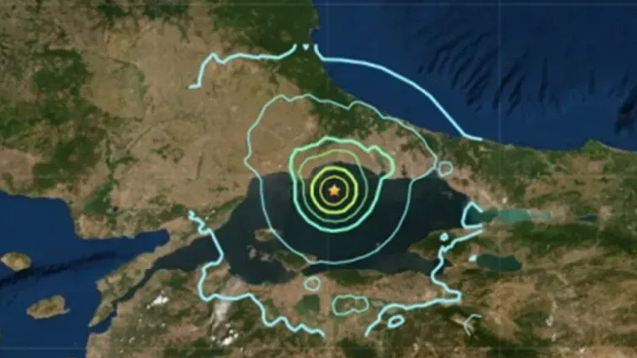 İstanbul’da ‘’mini tsunami’’ yaşandı: Büyüğüne hazır mıyız?