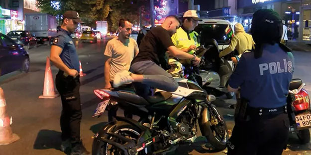 İstanbul'da motosiklet denetimi