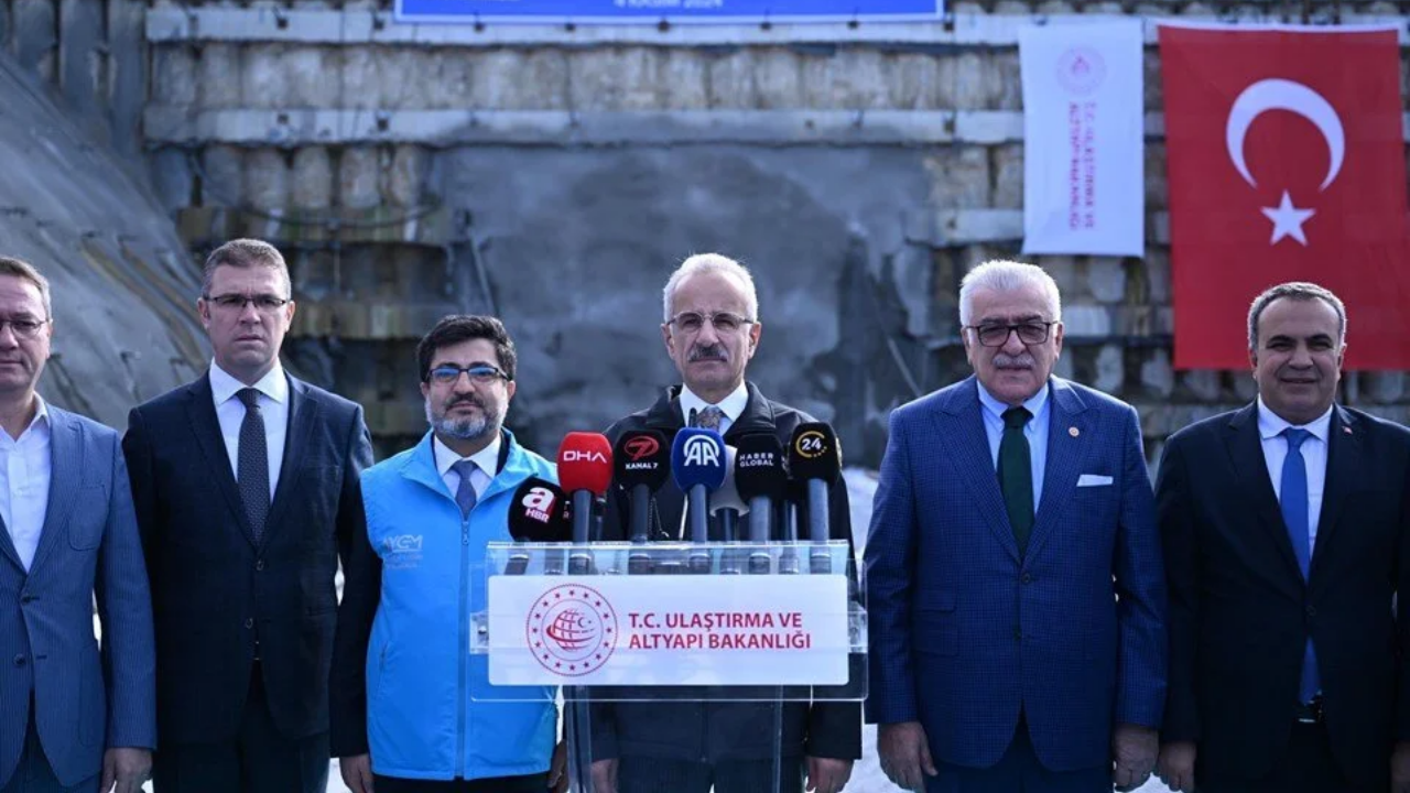 İstanbul’da o ışık göründü! Dev hizmet: 3,1 milyon kişi raylı sistem hattına kavuşacak