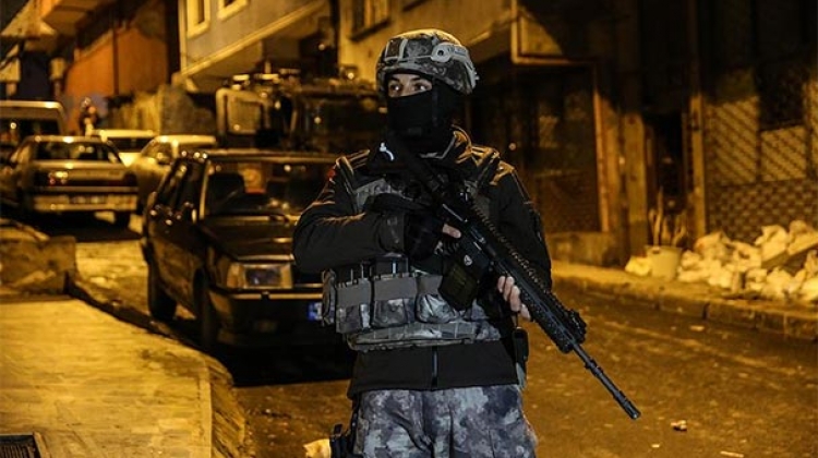 İstanbul'da operasyon! Tutuklamalar var