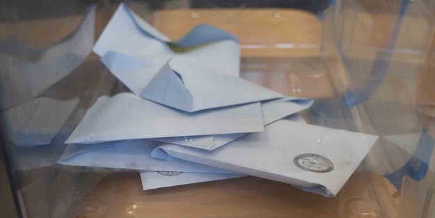 İstanbul’da oy kullanma işlemi başladı! İşte en fazla seçmenin olduğu ilçeler…