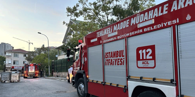 İstanbul'da panik anları: Sokak trafiğe kapatıldı