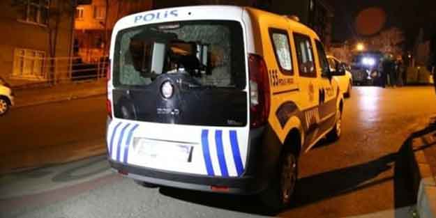 İstanbul'da polis aracına silahlı saldırı