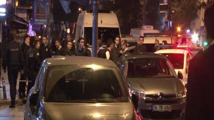 İstanbul'da Rus konsolosluğu önünde silah sesleri