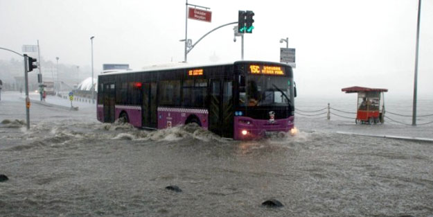 İstanbul'da sağanak yağış