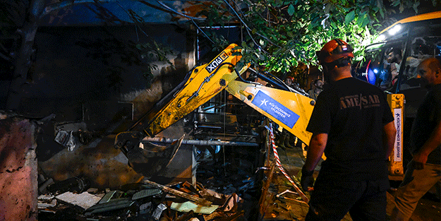 İstanbul'da sel ve su baskınları meydana geldi