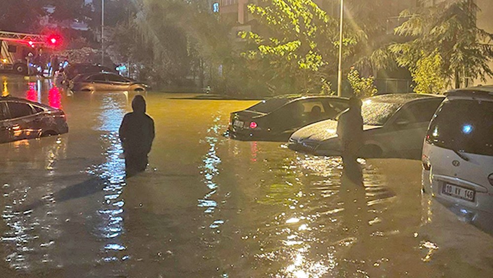 İstanbul'da selden etkilenen ailelere 15 bin lira yardım ödemesi yapılacak