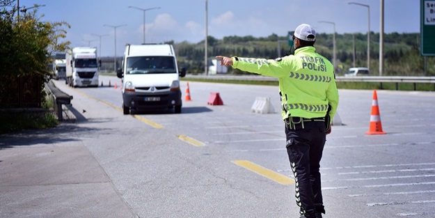 İstanbul'da seyahat yasağının kalkacağı tarih belli oldu
