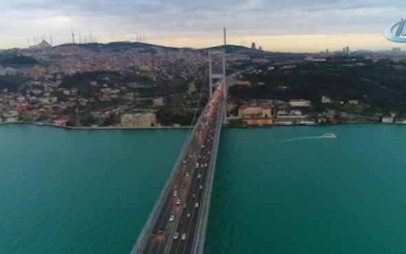 İstanbul'da sıcak anlar Boğaz trafiğe kapatıldı!