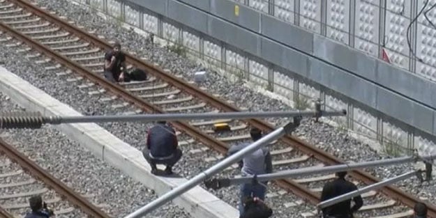 İstanbul’da sıcak anlar! “Çantamda bomba var” deyip Marmaray raylarına oturdu