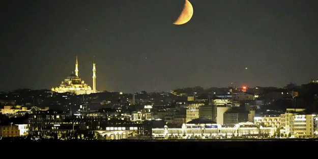 İstanbul'da sıcak hava ve nem bunalttı