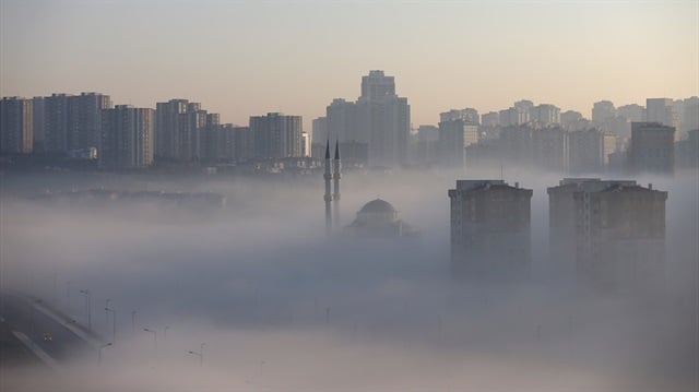 İstanbul'da sis etkili oluyor