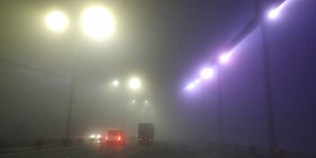 İstanbul’da sis görüş mesafesini düşürdü