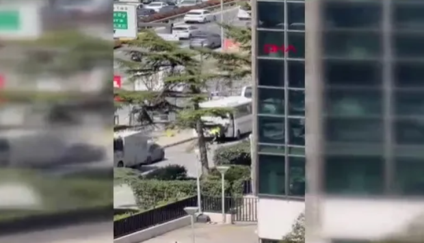 İstanbul'da Siyonist İsrail Konsolosluğu önünde çatışma: 3 şüpheli etkisiz hale getirildi