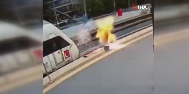 İstanbul'da Söğütlüçeşme tren istasyonunda işçi elektrik akımına kapıldı! Feci anlar kamerada