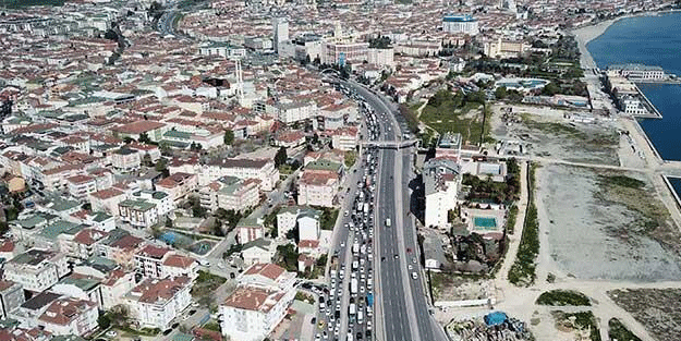 Sokağa çıkma kısıtlamasına havadan denetim