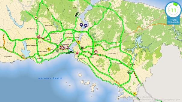 İstanbul'da tatil başladı, yollar boş kaldı...