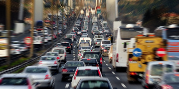 İstanbul'da TEM trafiğe kapandı!