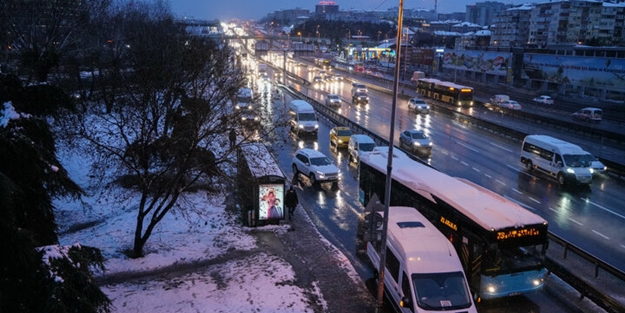 İstanbul'da toplu taşımada yoğunluk